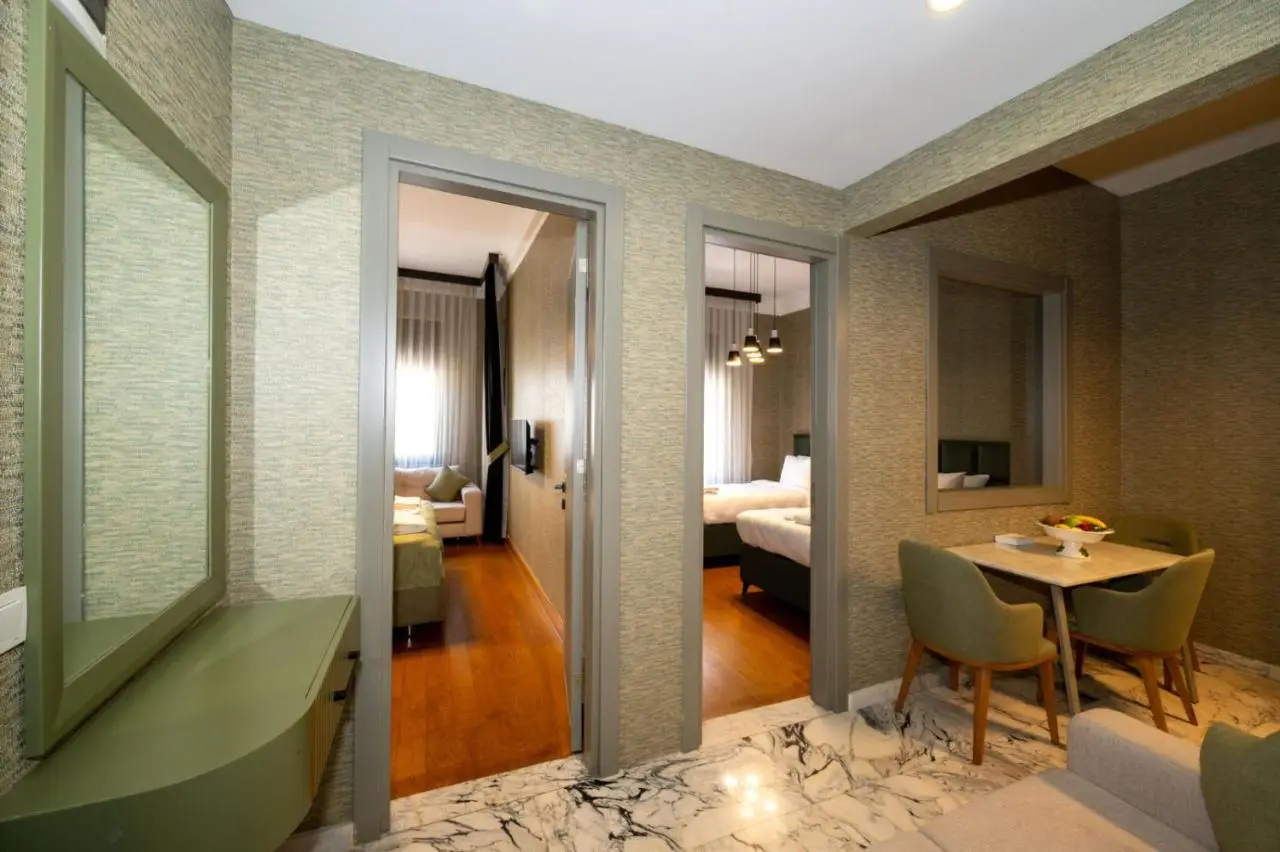Monev Suites Hotel