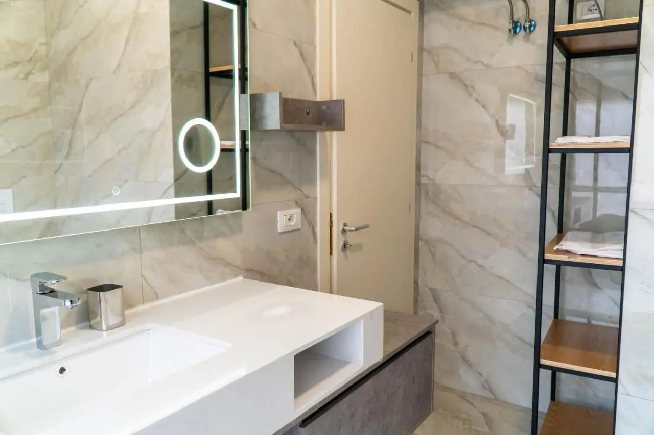 Signature apartment 9