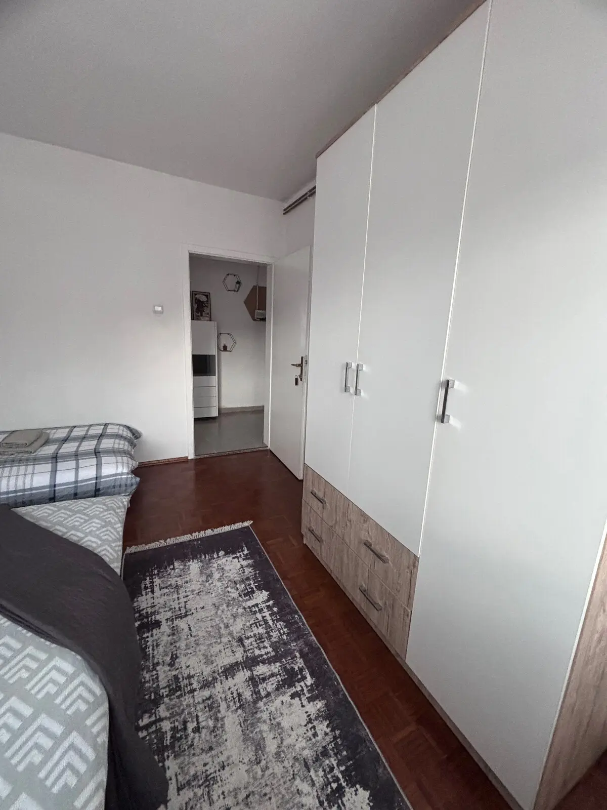 Apartment (rooms) SHINE 3(2)