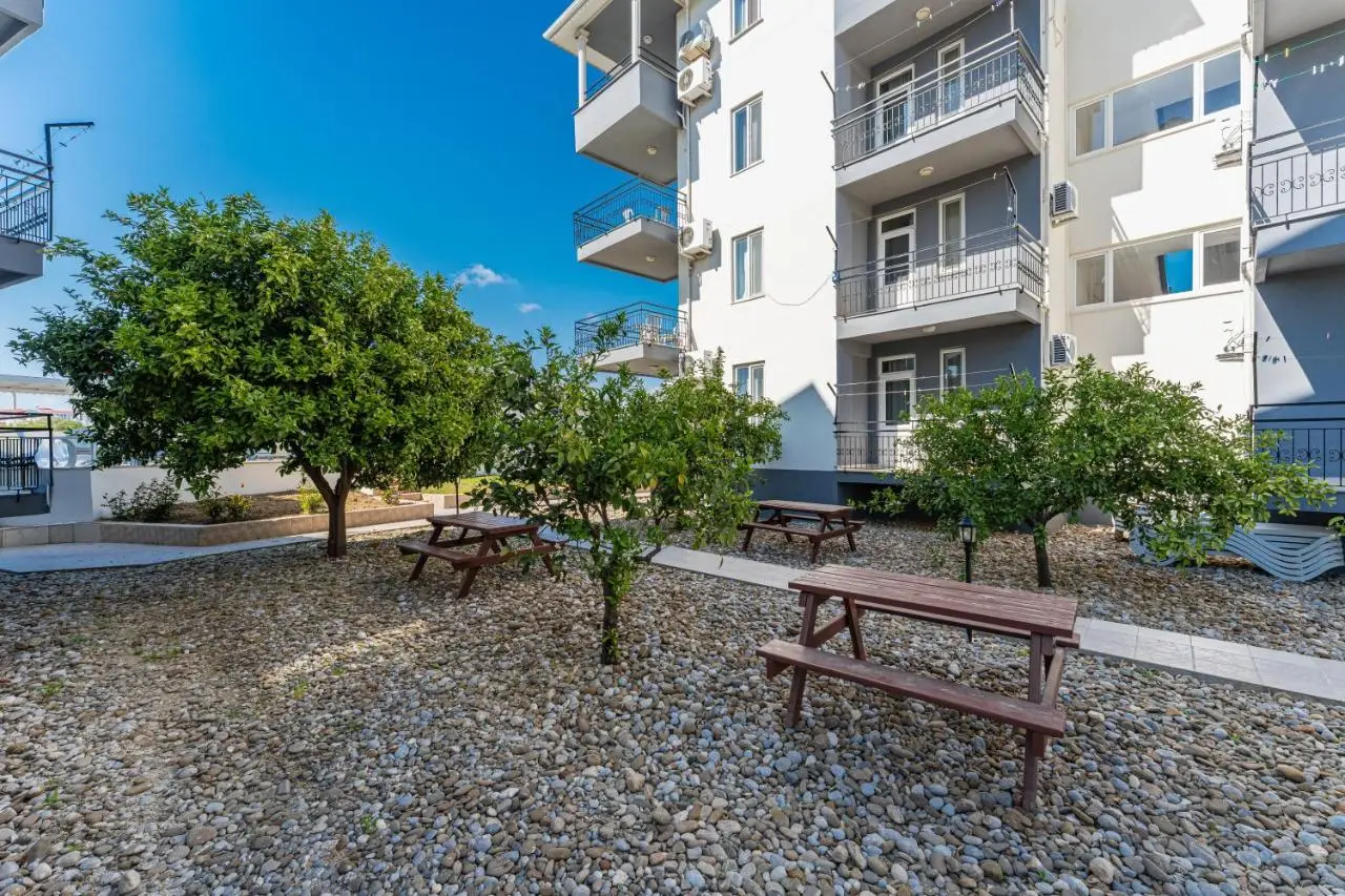 ASSOS APART BELEK