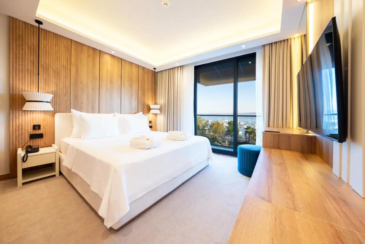 Premier Lounge Hotel