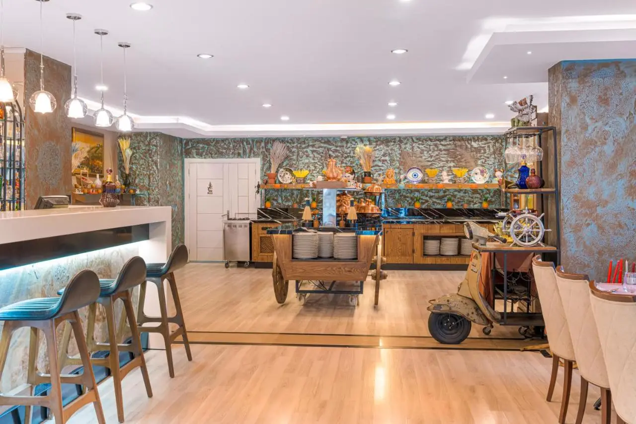 GRAND ANİ HOTEL