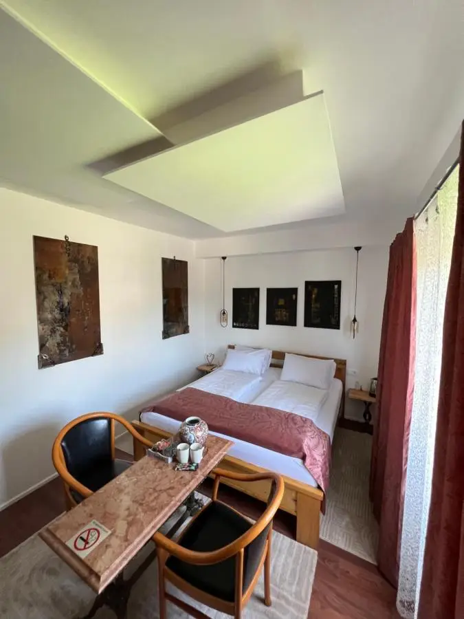 Aman Guesthouse