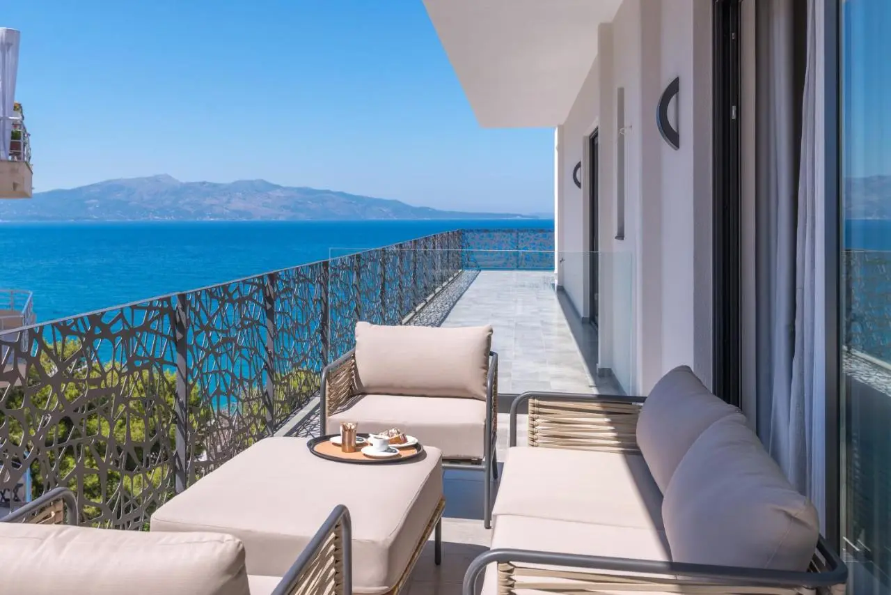 Glow Boutique Hotel & Suites