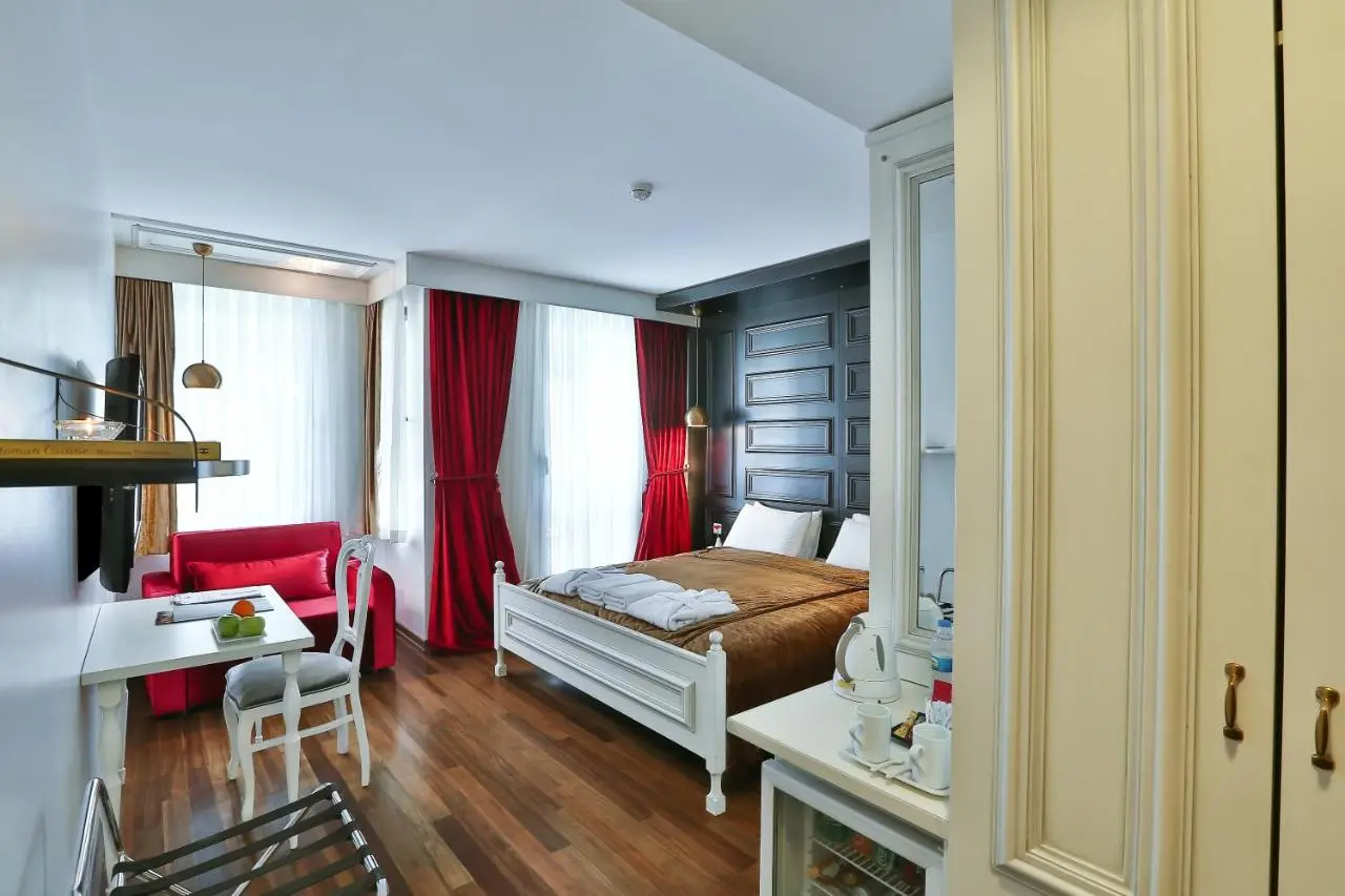Senatus Hotel - Special Class