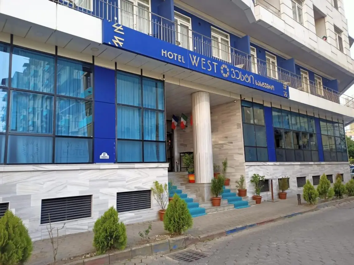 West Hotel Ataman
