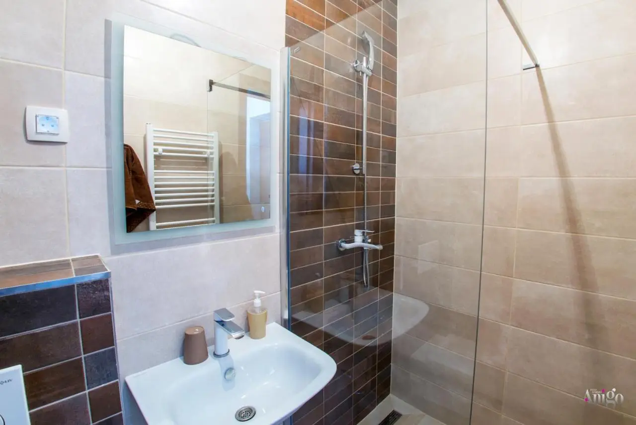 Oasis Luxe Apartment