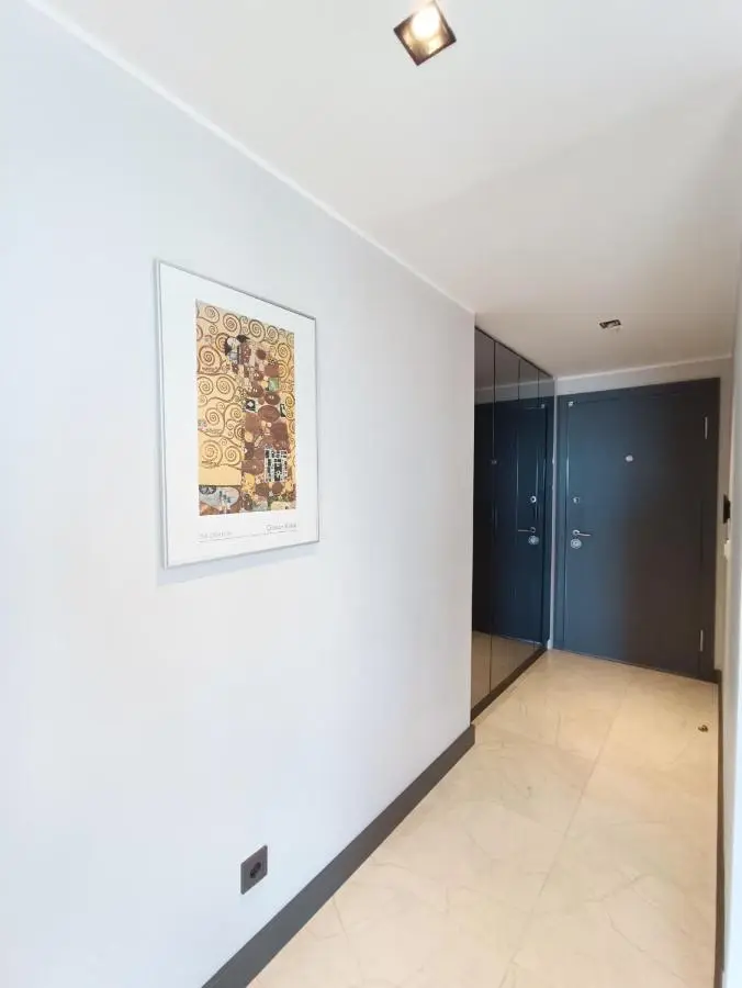 Luxury Fully Equipped 3BR 2BA Apartment by Siena Suites