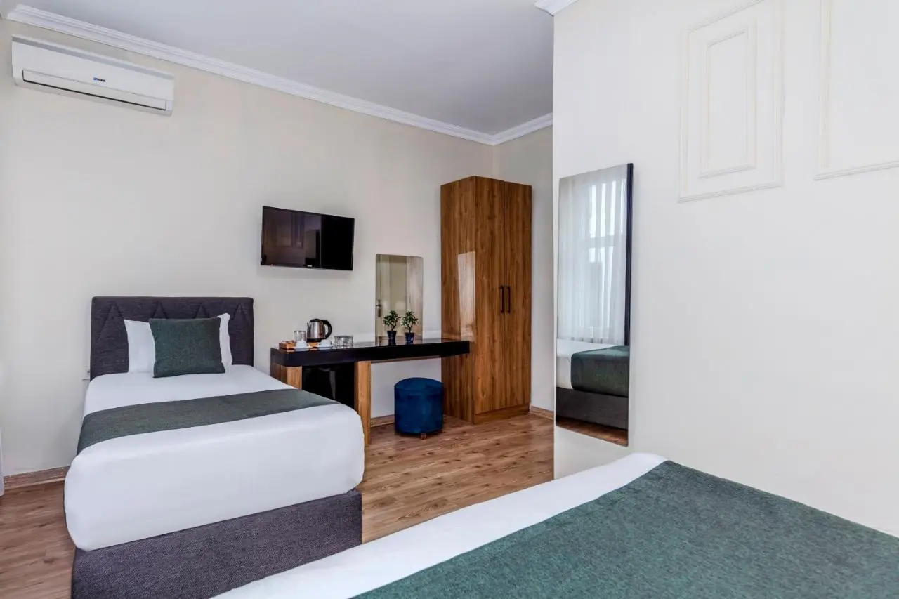 La Pera Suites Hotel
