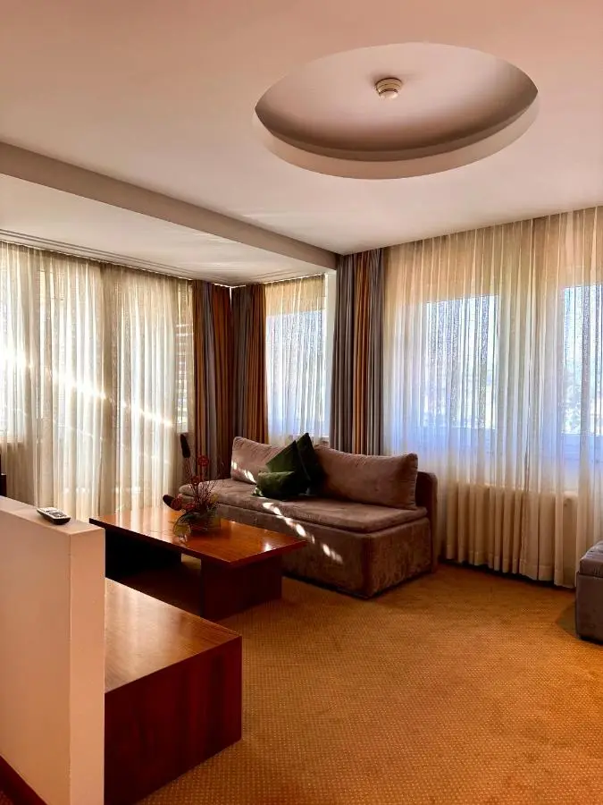 Hotel Exclusive