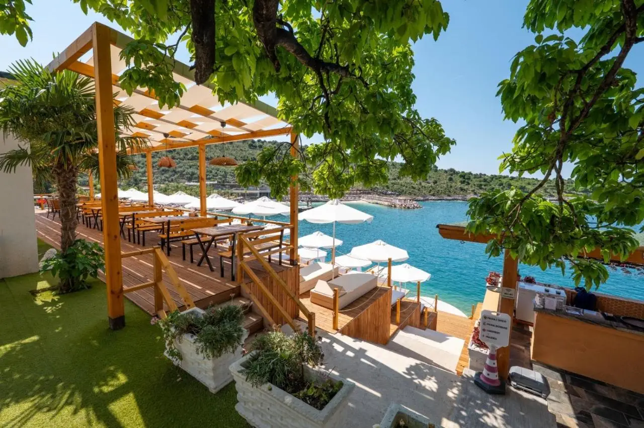 Villa Juna Beach