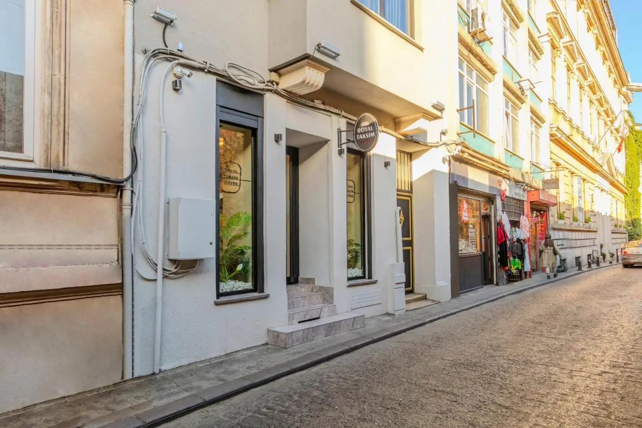 ROYAL TAKSIM SUITES