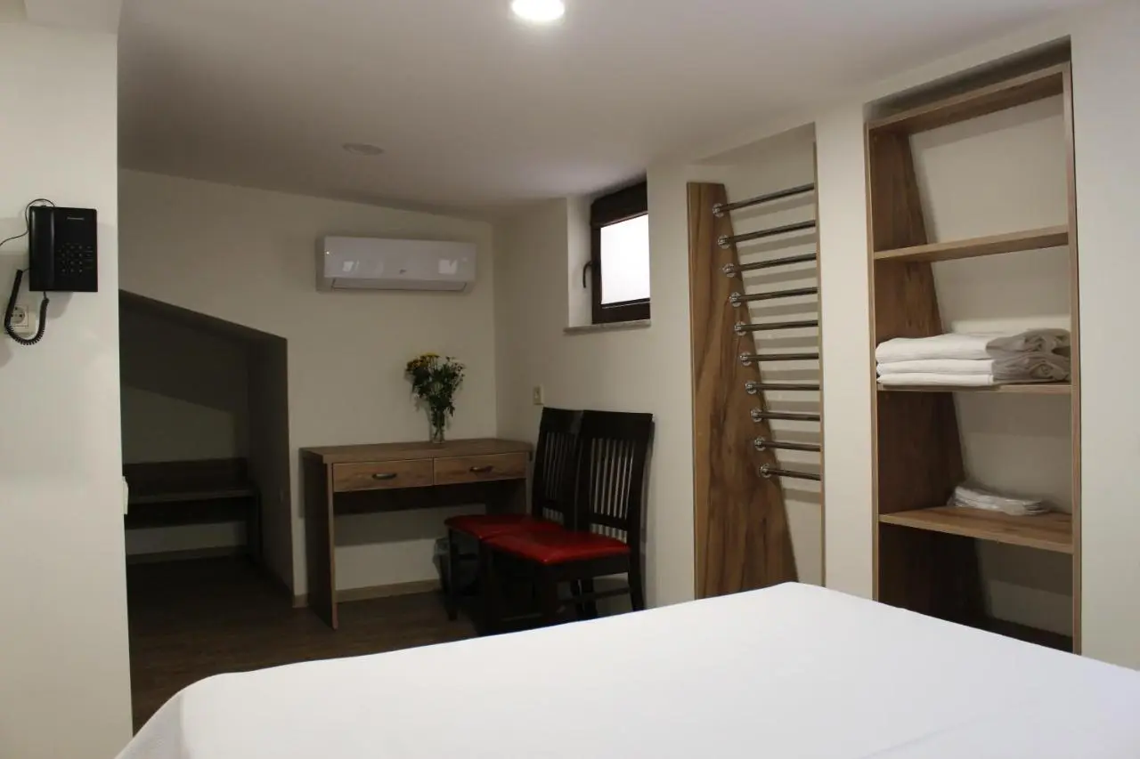 Boutique Hotel 32