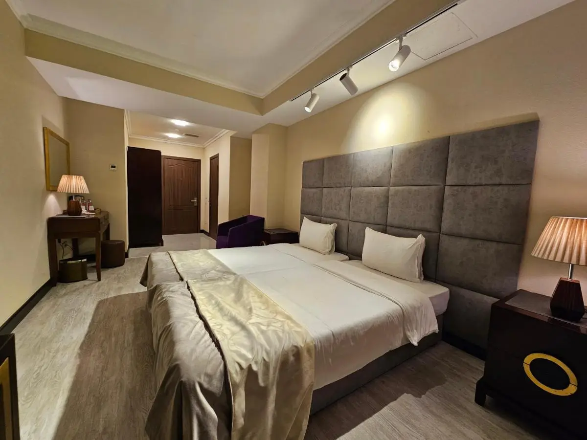 Crown Apartments