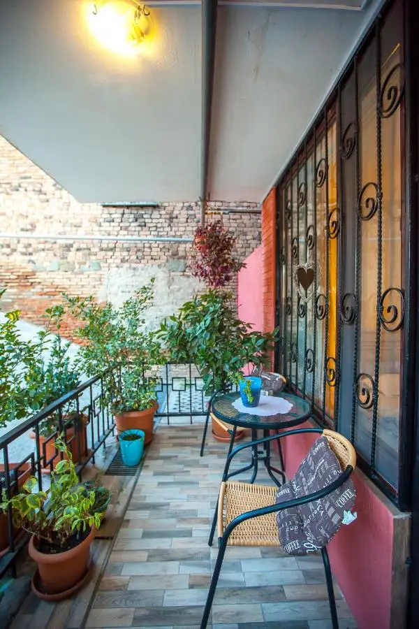Apartment on L.Meskhishvili Turn