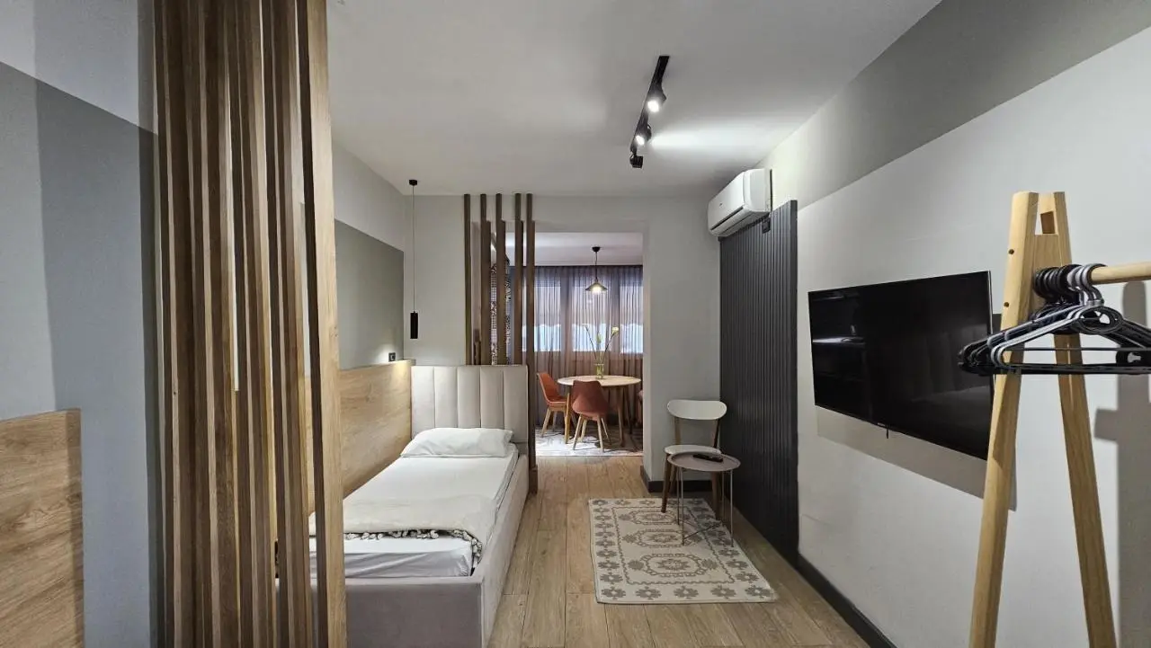 TAM Center Studio Apartment Next To Blloku No1