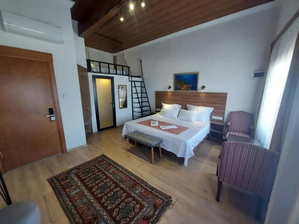 Queen Seagull Boutique Hotel