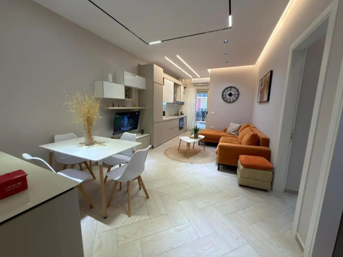 Onis Apartment
