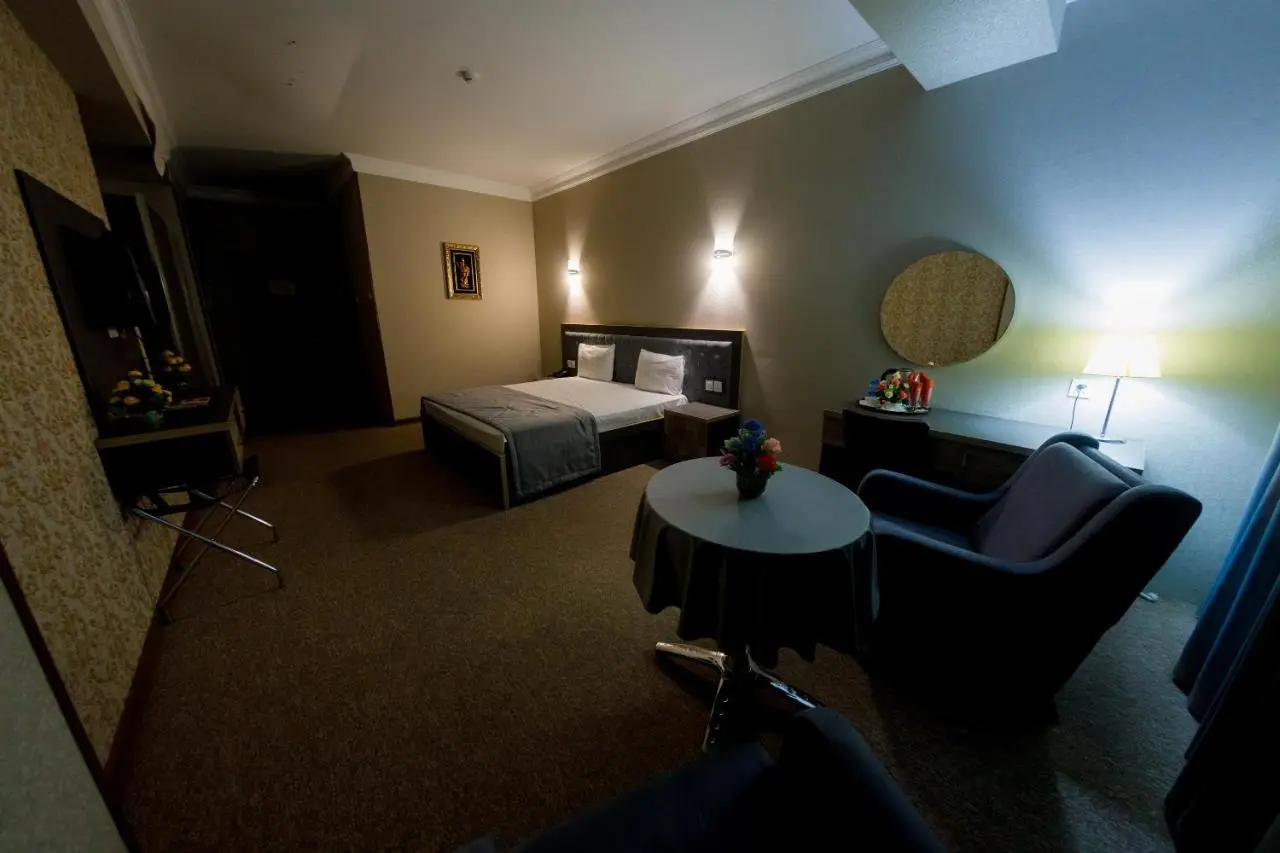 Royal Sapphire Hotel