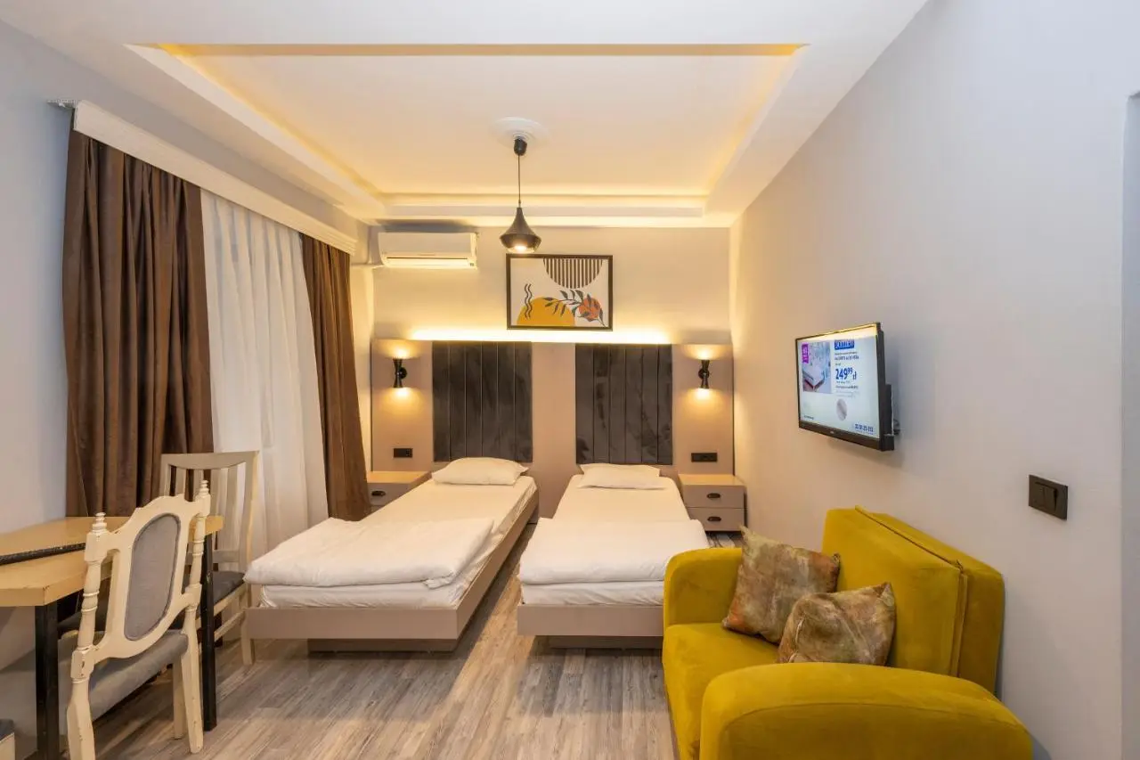 Cirrus Suites