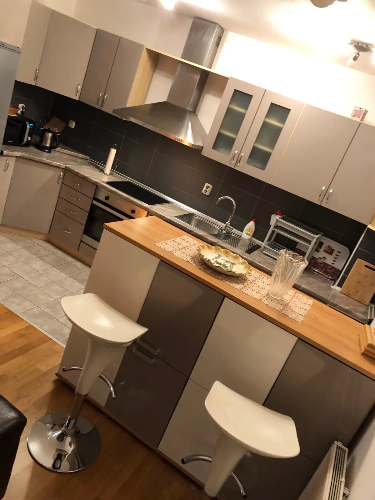 Kanna Apartments-Grand Center - Free Parking