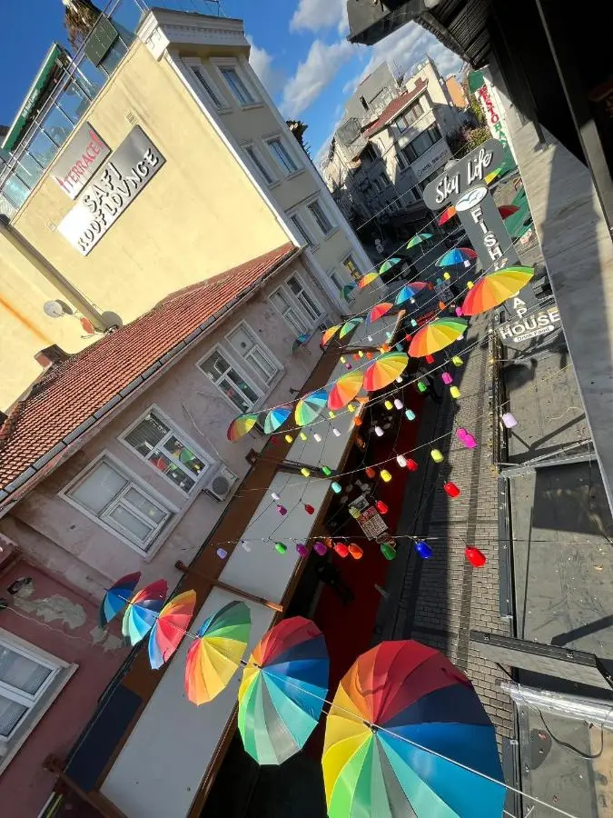 SkyLife OldCity Hotel