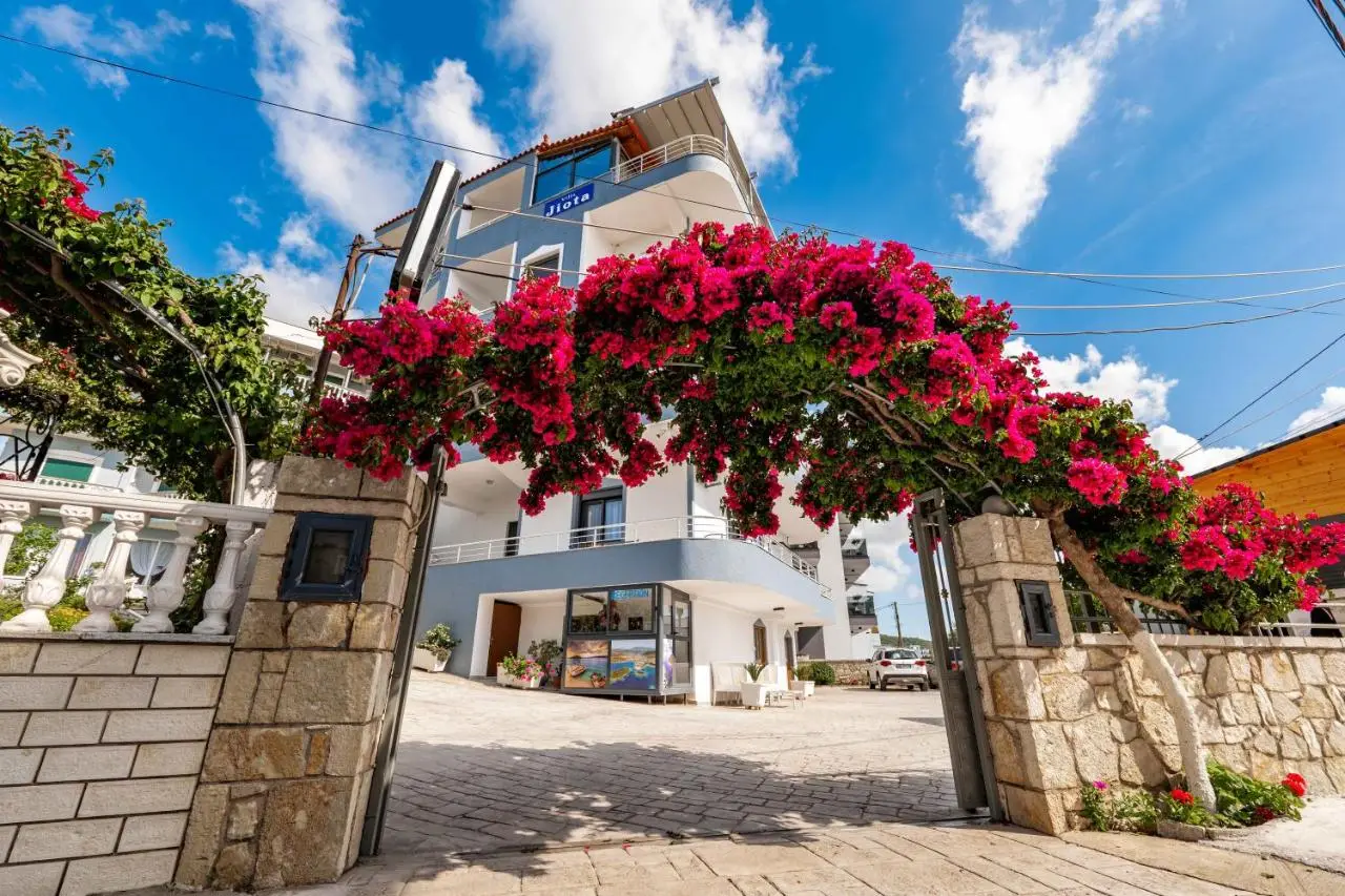 Villa JIOTA