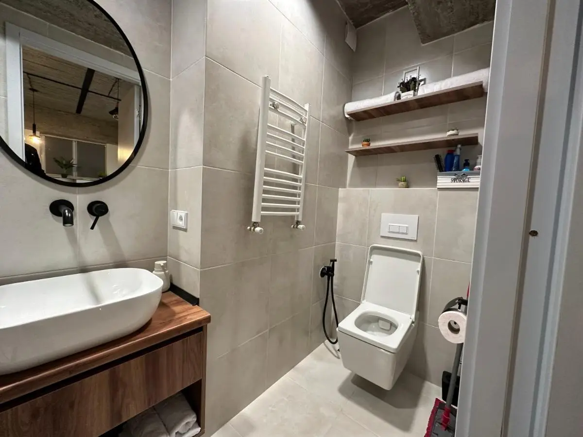 Apartment in Tbilisi next to Courtyard Marriott hotel