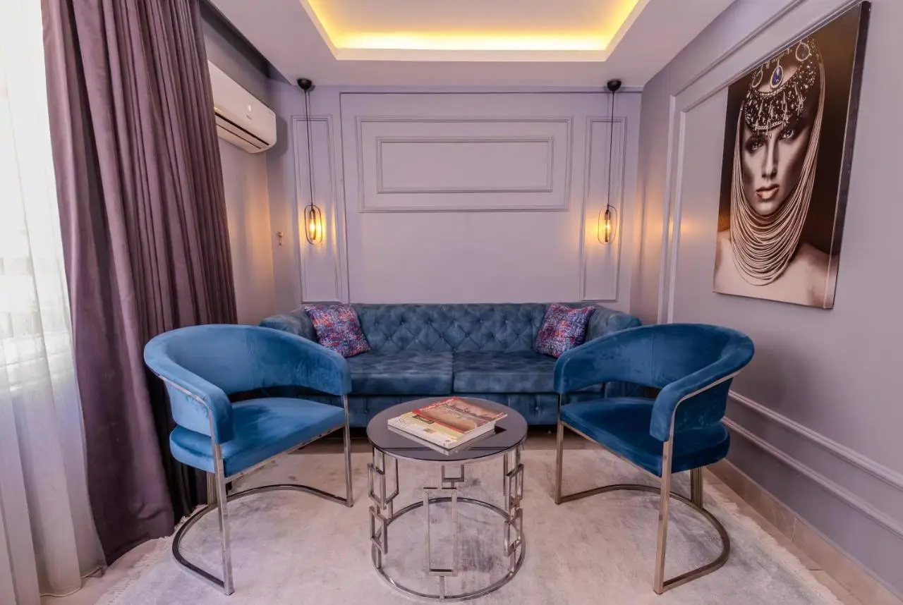 Ruby Hotel