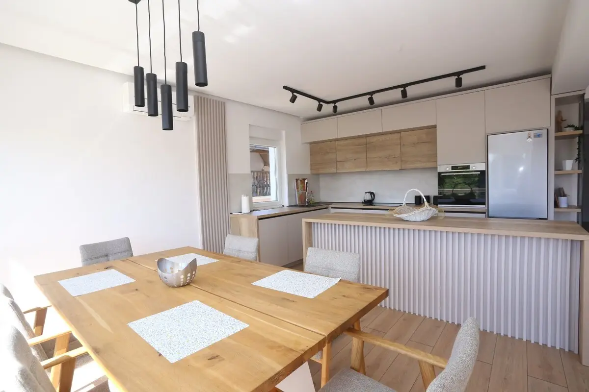 Spacious Modern House Ilidza