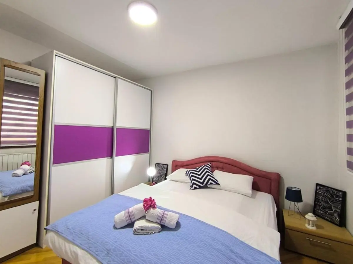 Chengic Villa Comfort - Modern 2-Bedroom Retreat