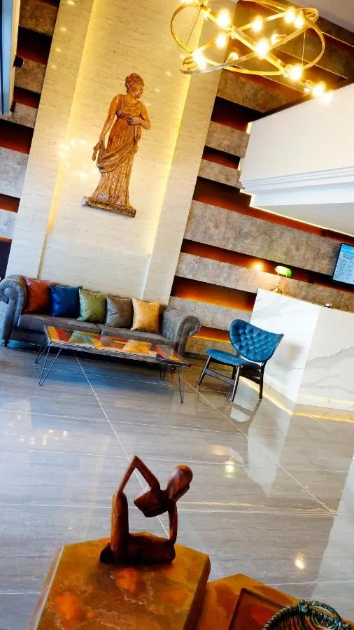 Helen Hotel