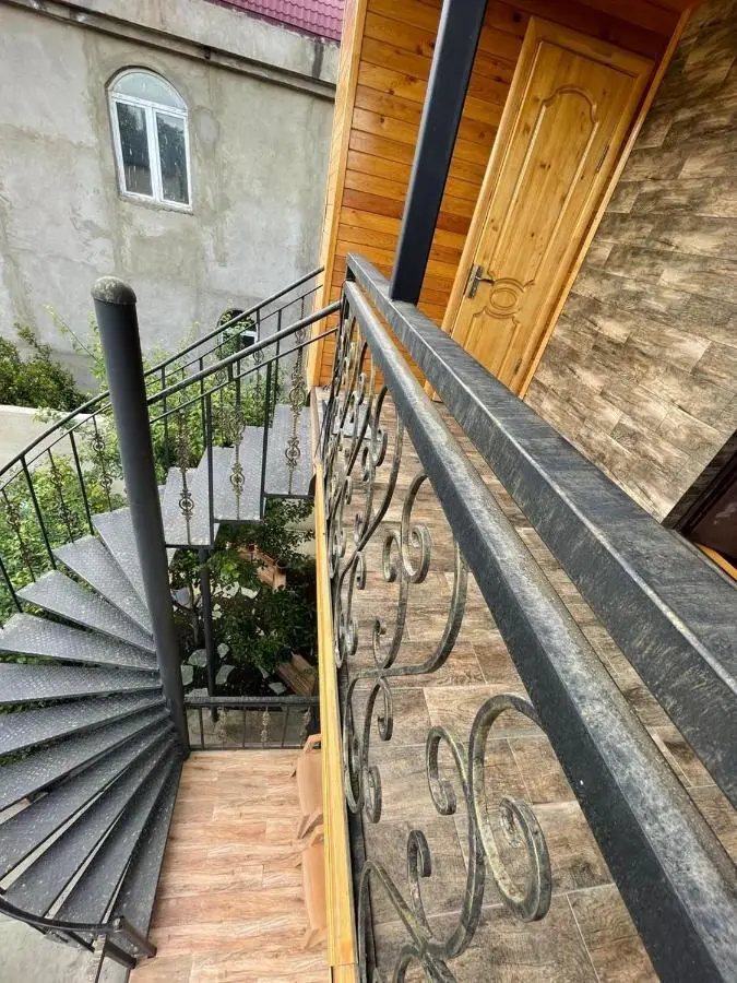 Isolated second floor for rent with separate kitchen and bathroom