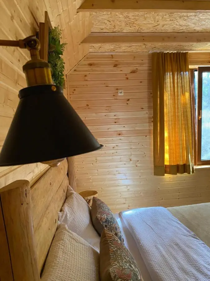 EcoCottage Didi Mindori - Among the Pines