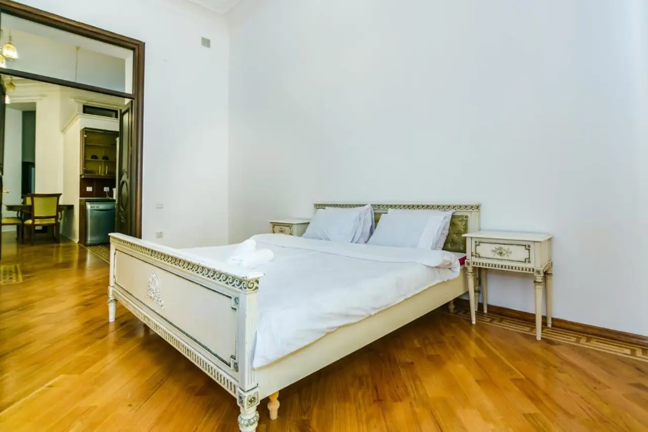 White Apartment In The Nizami Street