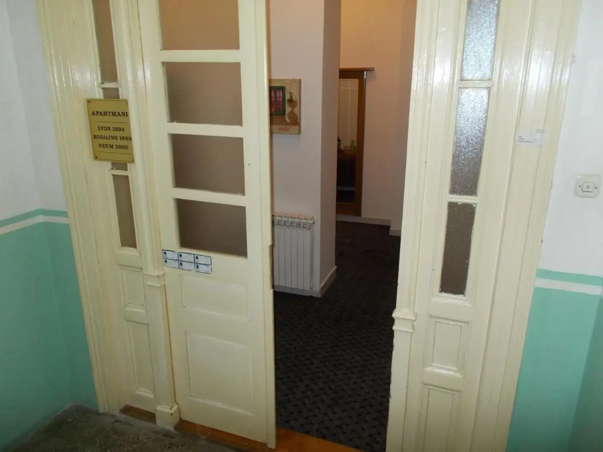 Studio Apartments "Chess Club Bosna"