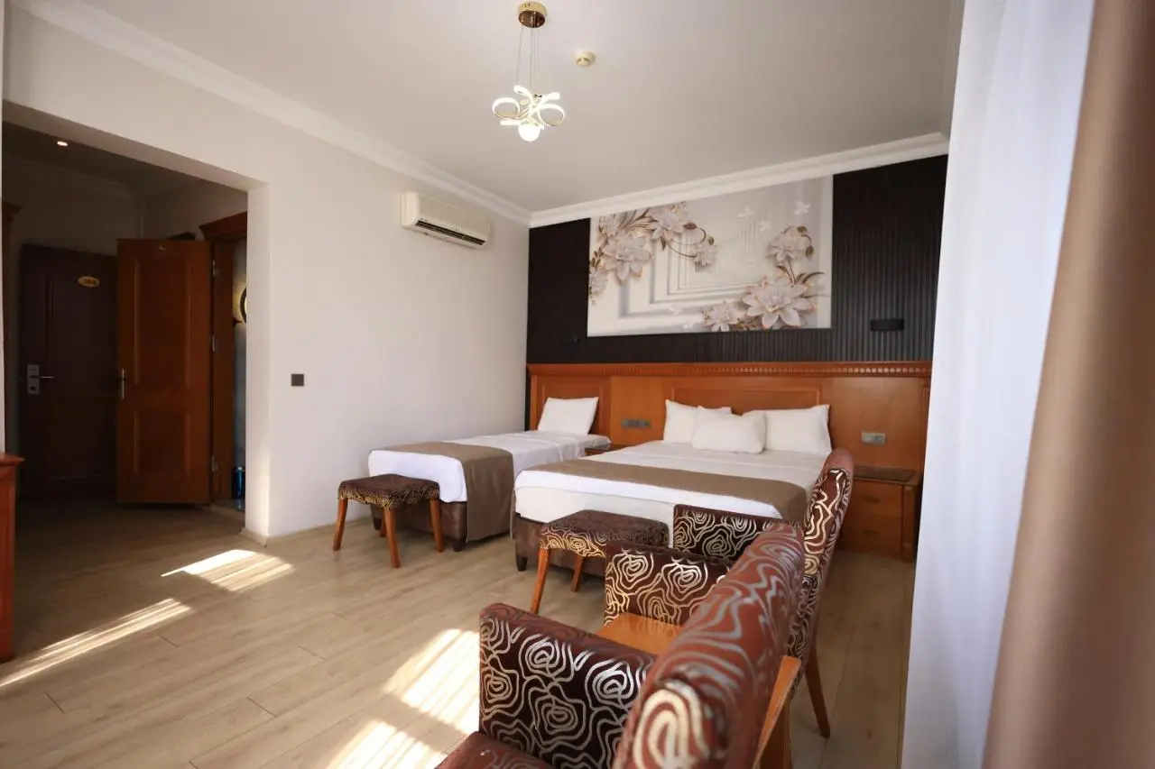 New House Hotel