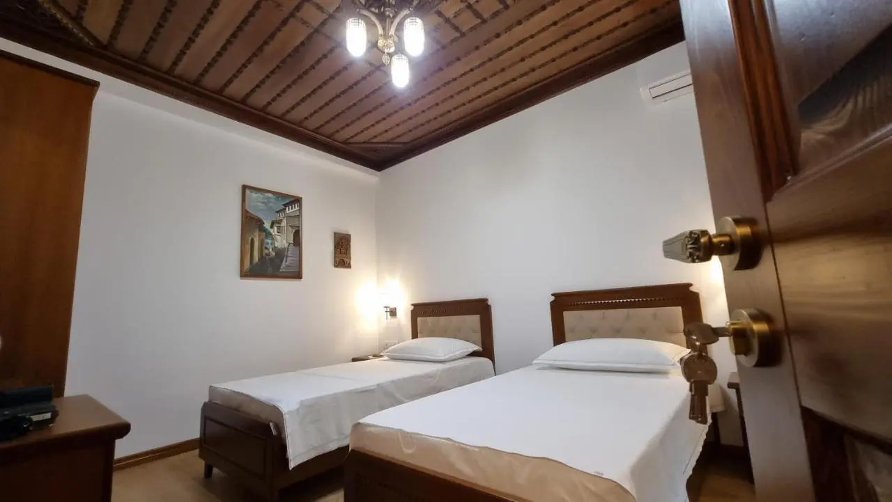 Master Hotel