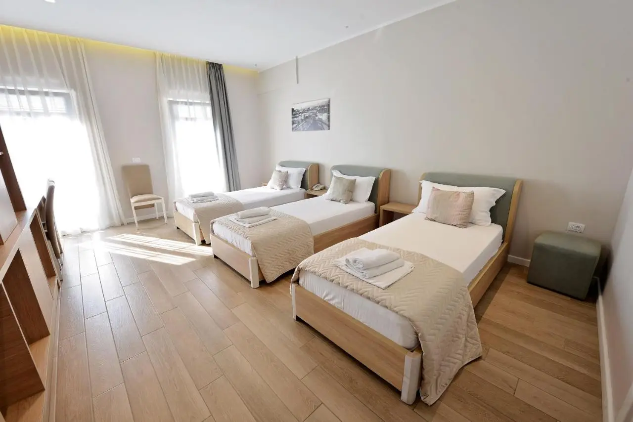 Alis Hotel