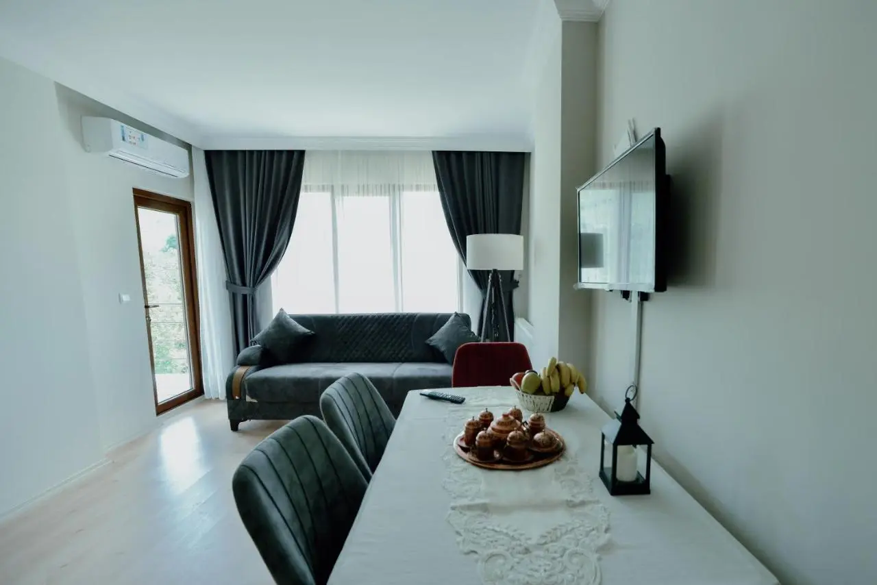 EMİSSA MOTEL