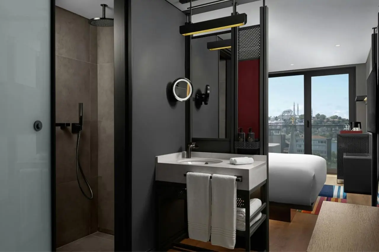 Aloft by Marriott Istanbul Karakoy