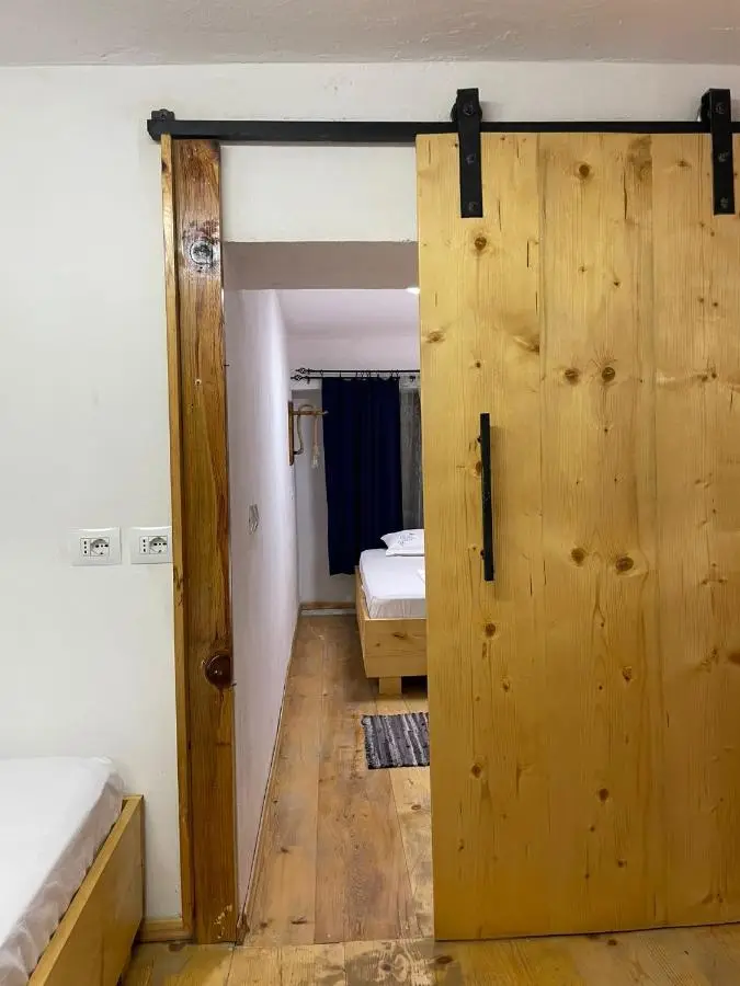 Casa Shpresë - Wooden Apartments