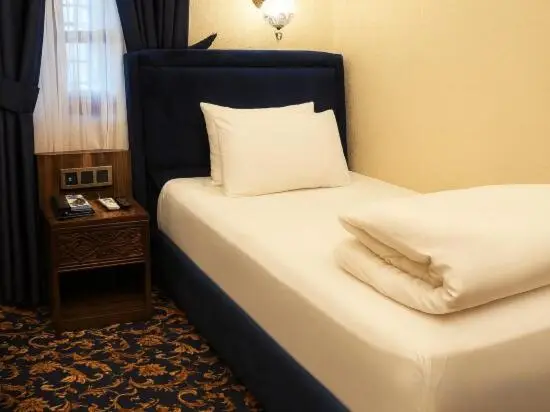 Rüstempaşa Kervansaray Hotel with Free Parking
