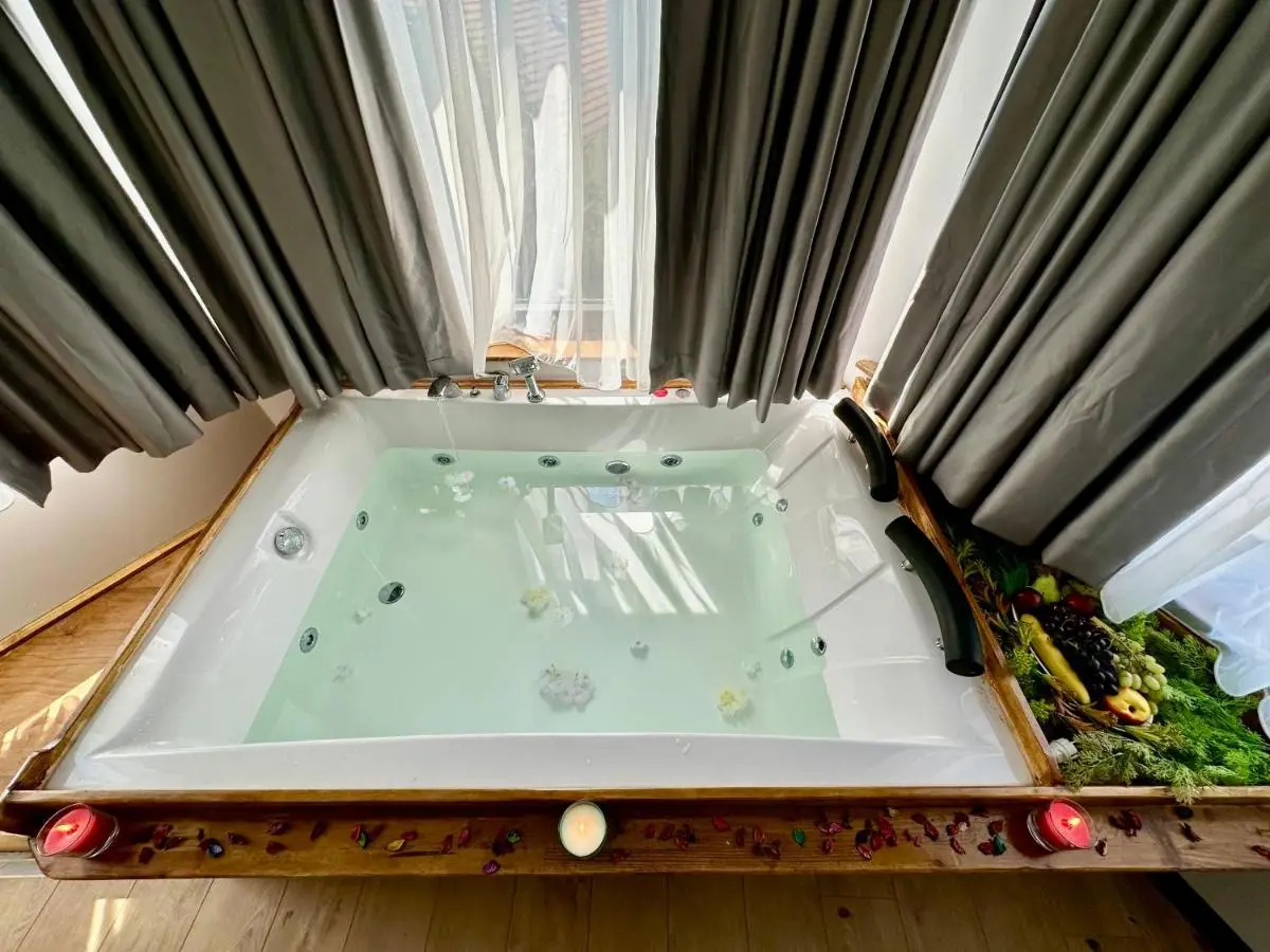 Newalla Hotel Old City