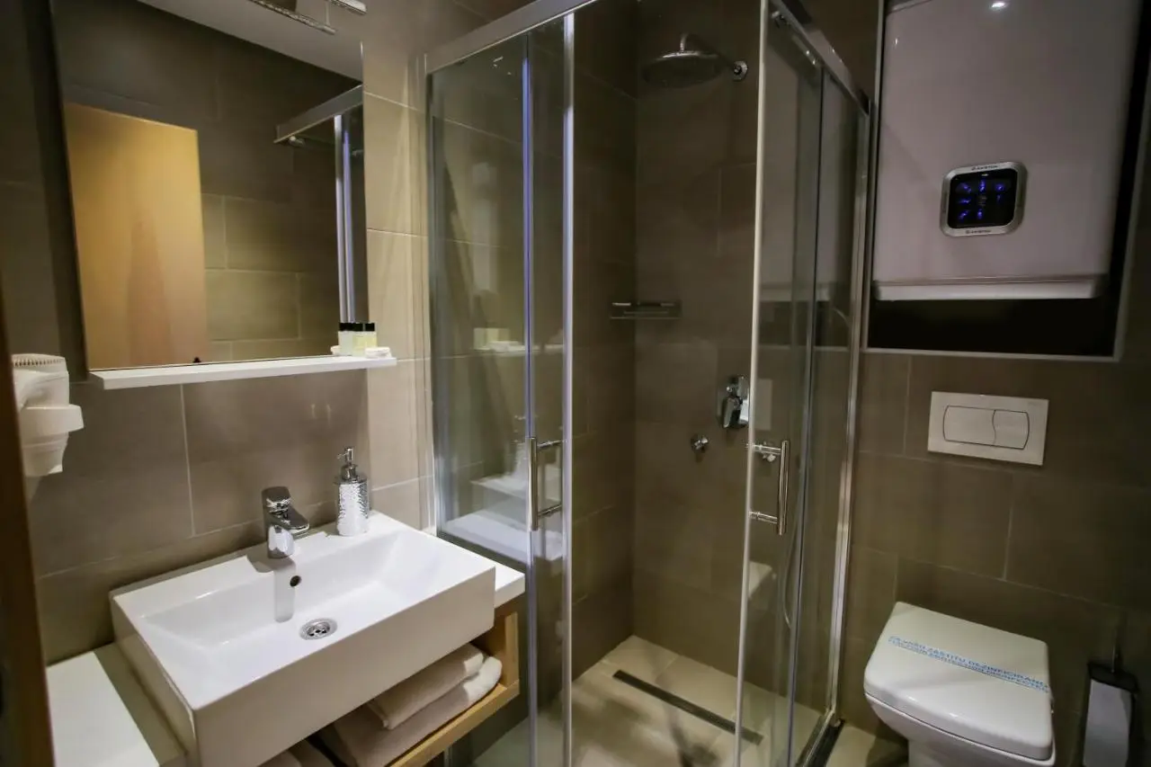 Hotel Emen