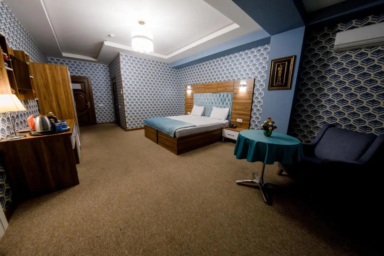 Royal Sapphire Hotel