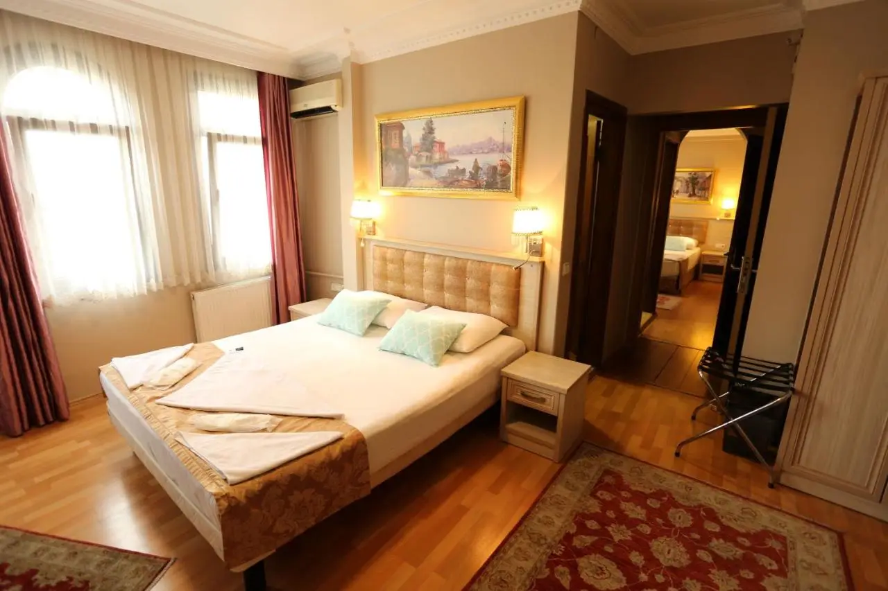 Tashkonak Studio Suites