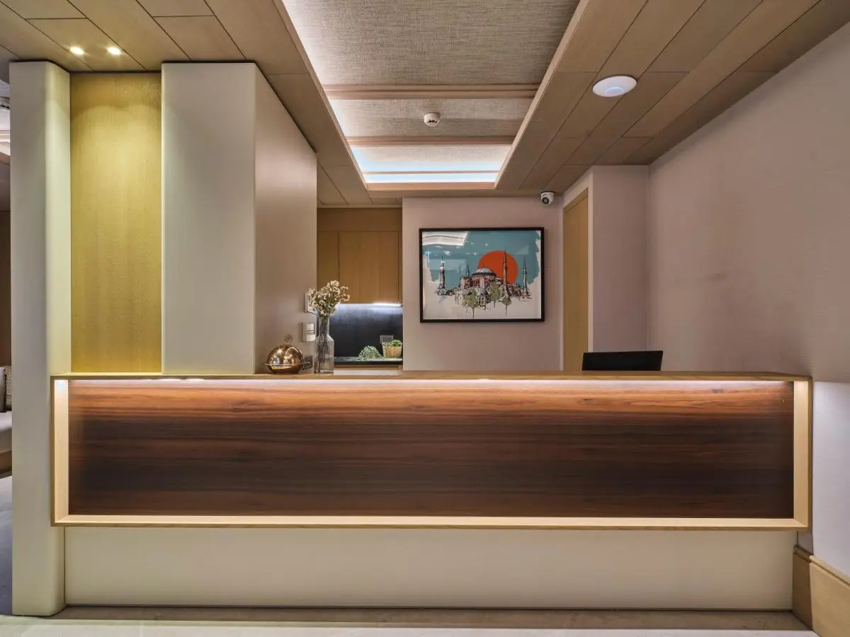 Four-G Hotel Premium