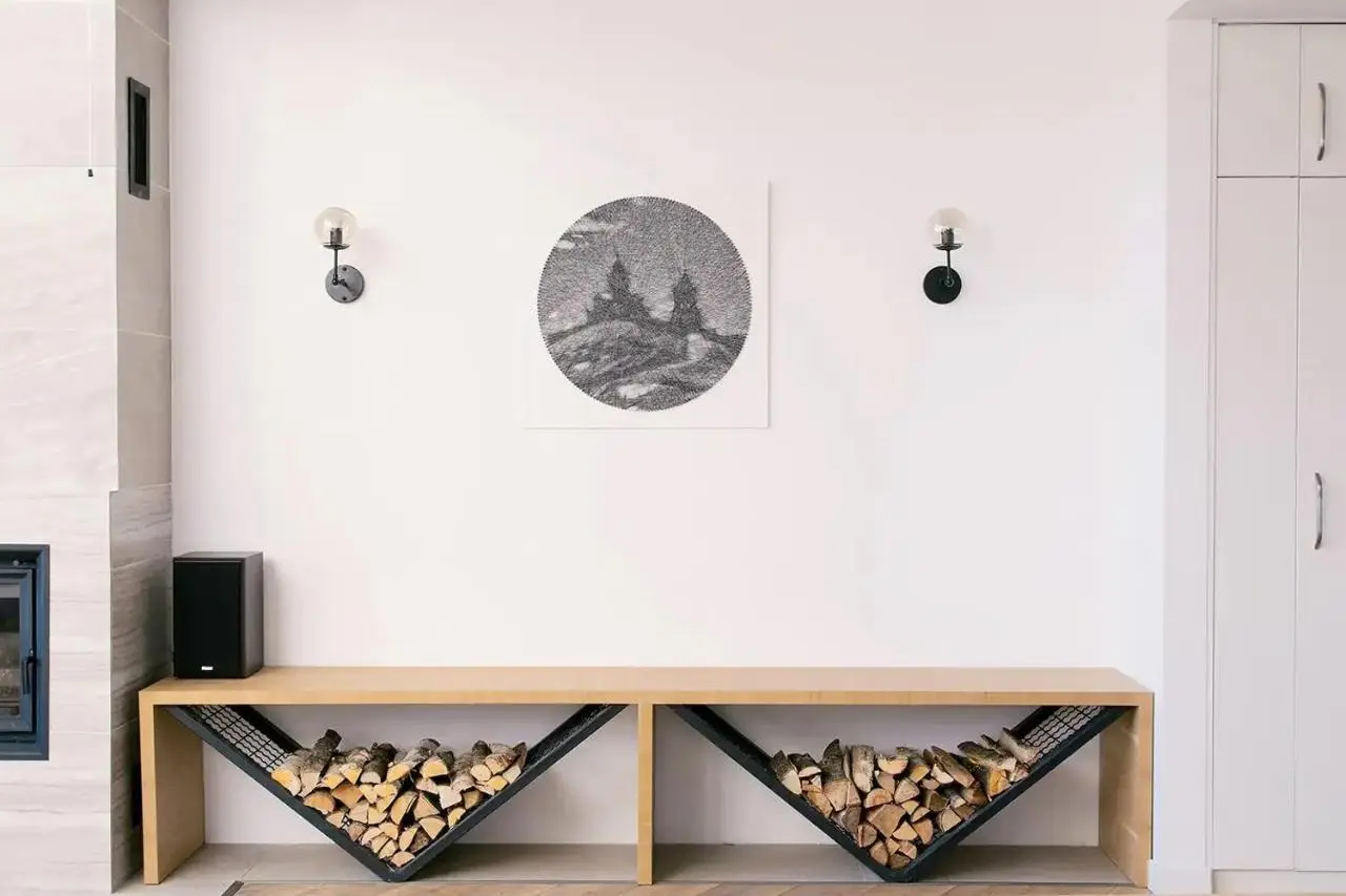 Gudauri Summer Apartment - Fireplace, Netflix on 100" Projector Screen, Full kitchen