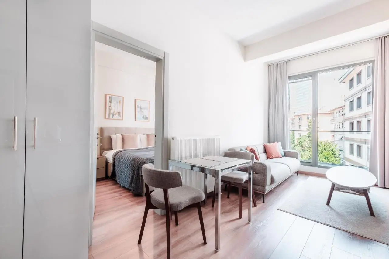 Homie Suites - Newly-constructed Apartment Complex in Beşiktaş